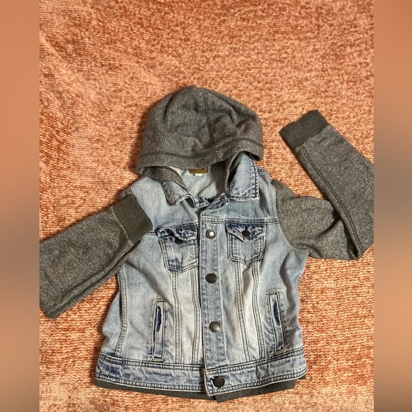 American eagle 🦅 denim jacket with fabric sleeves - Picture 5 of 5